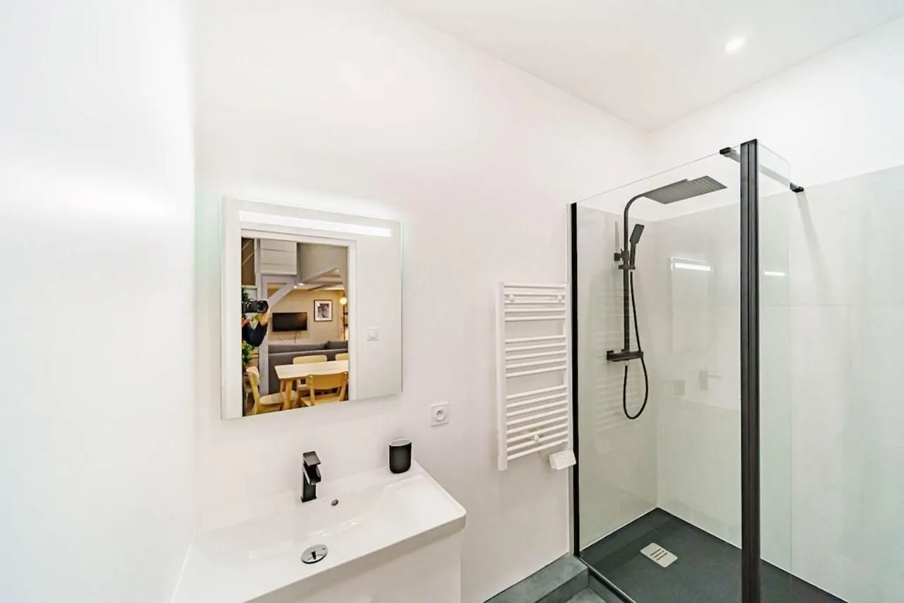 The Montesquieu Loft - Spacious 6 People - Saxe Gambetta Lyon 0*,